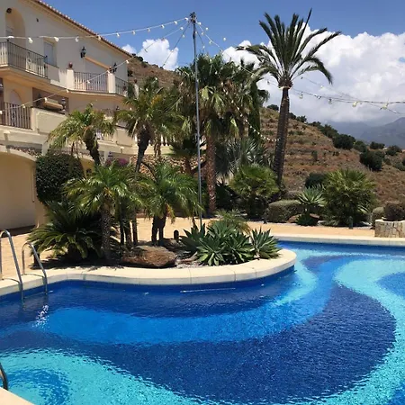 Cielo Villa *